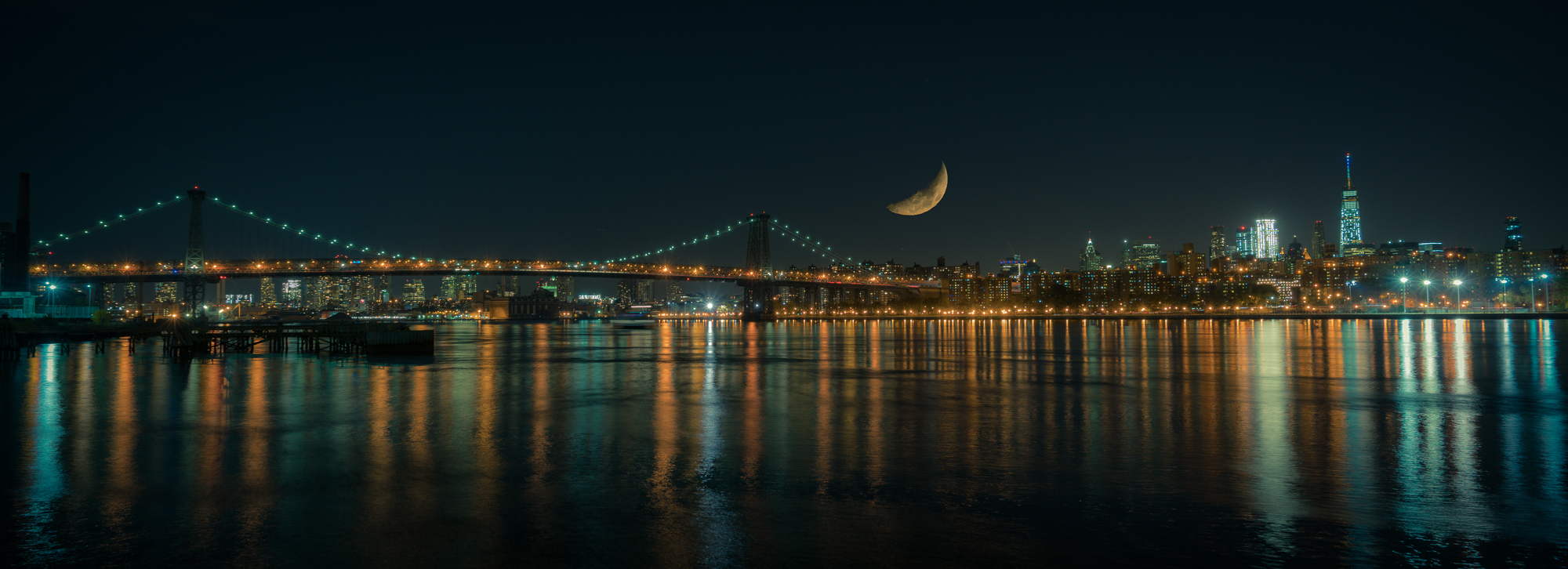 Super Moon, Brooklyn, New York City..
.